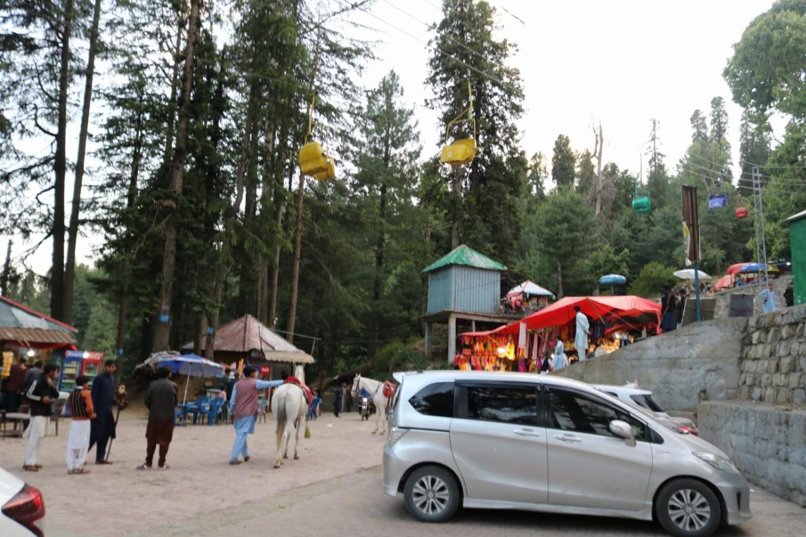 Umda Hotel Montana Nathia Gali Exterior foto